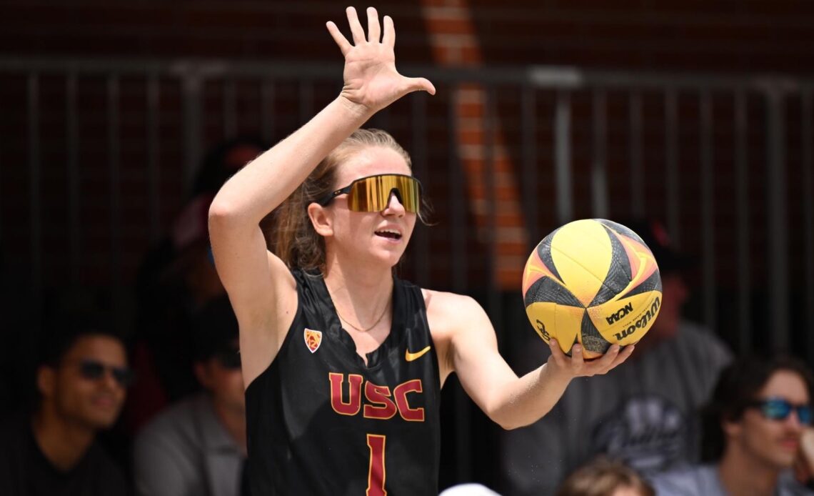 No. 3 USC Beach Volleyball Sweeps Runners on Senior Day