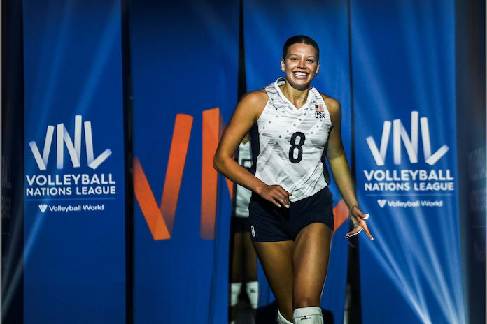 Nike Hot Seat: Minnesota's Hannah Tapp on playing pro volleyball in Japan, being an entrepreneur