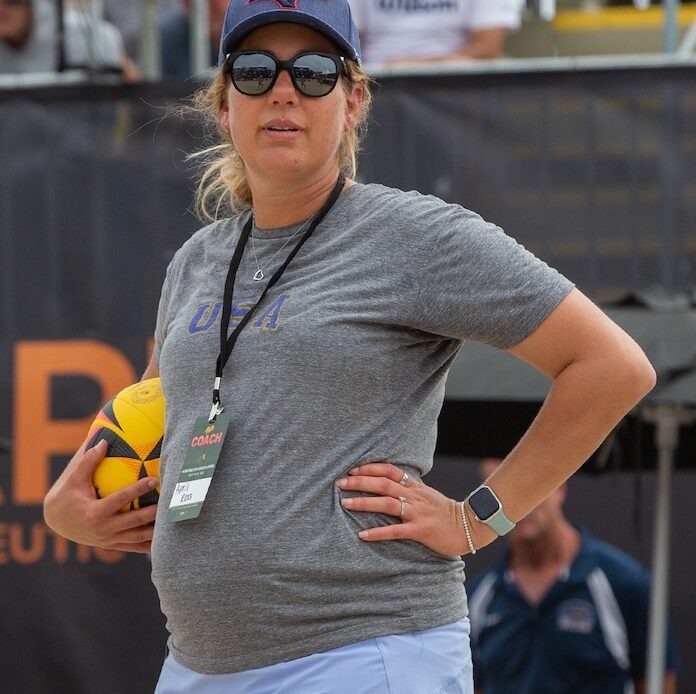 Now coaching, beach great April Ross announces she is pregnant
