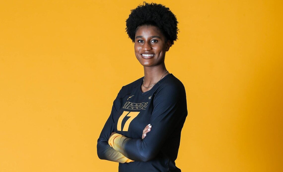 Volleyball Adds Syracuse Transfer Naomi Franco