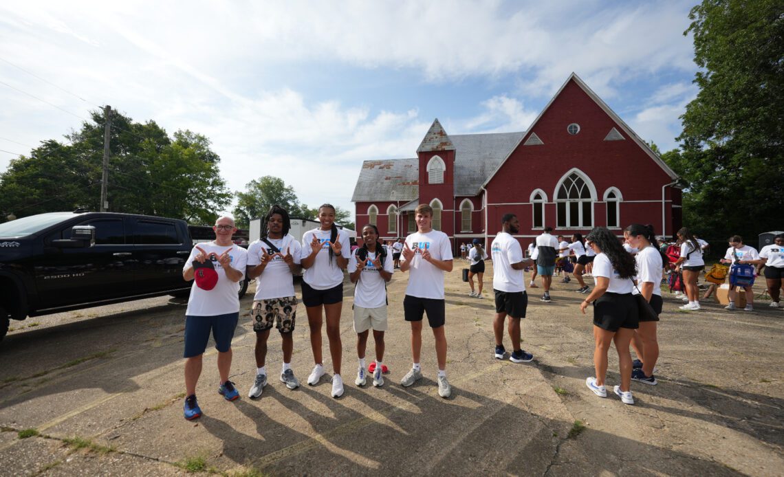 Big Ten: Selma to Montgomery - Badger student-athletes Gabby McCaa (volleyball), Kamari McGee (men's basketball) and Drew Brown (men's soccer) took part and were joined by Assistant Athletic Director for Diversity and  Inclusion Dr. Danielle Pulliam and Senior Associate Athletic Director Justin Doherty in front of Selma's historic First Baptist Church