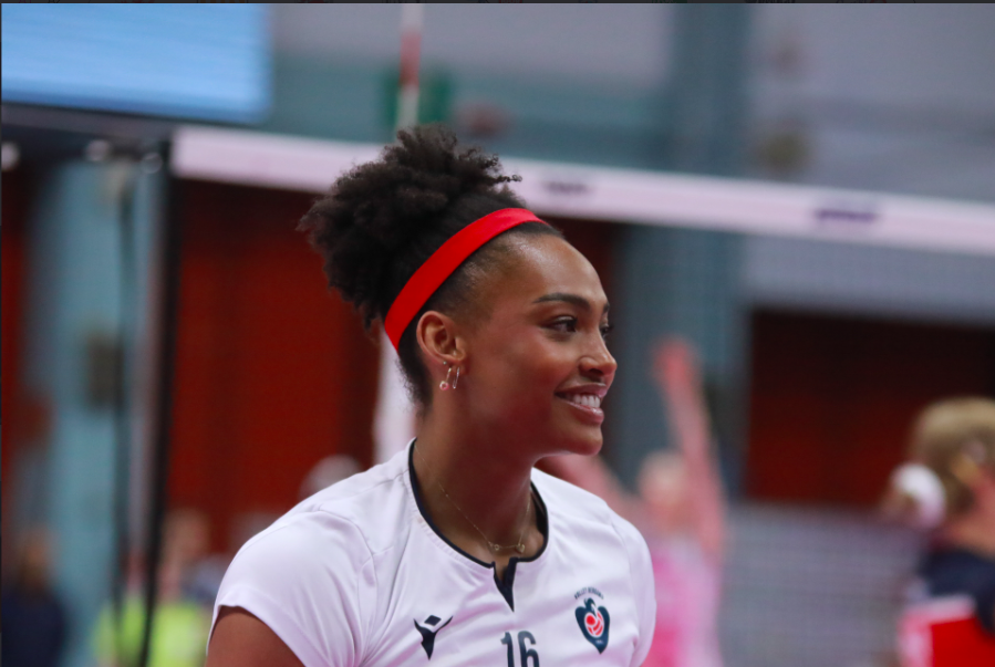 ITA W: Kahlia Lanier – Imoco Volley’s New Powerhouse, NBA Legend’s Daughter