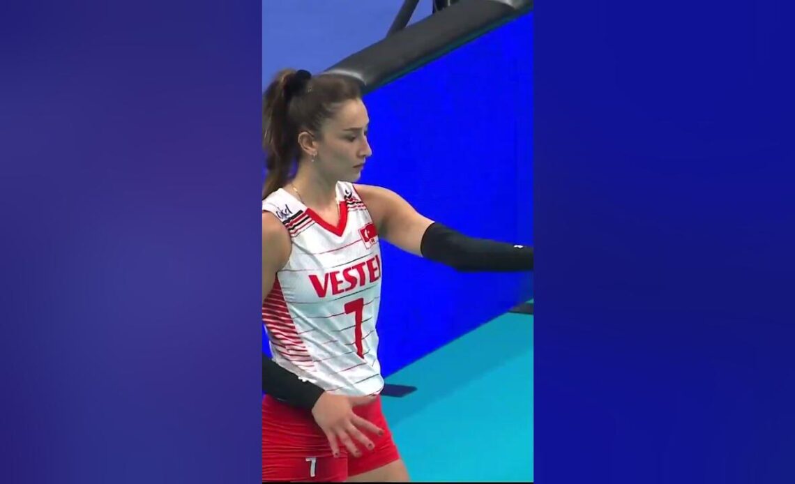 🤯 Tijana BOŠKOVIĆ at her BEST! #volleyball #europeanvolleyball