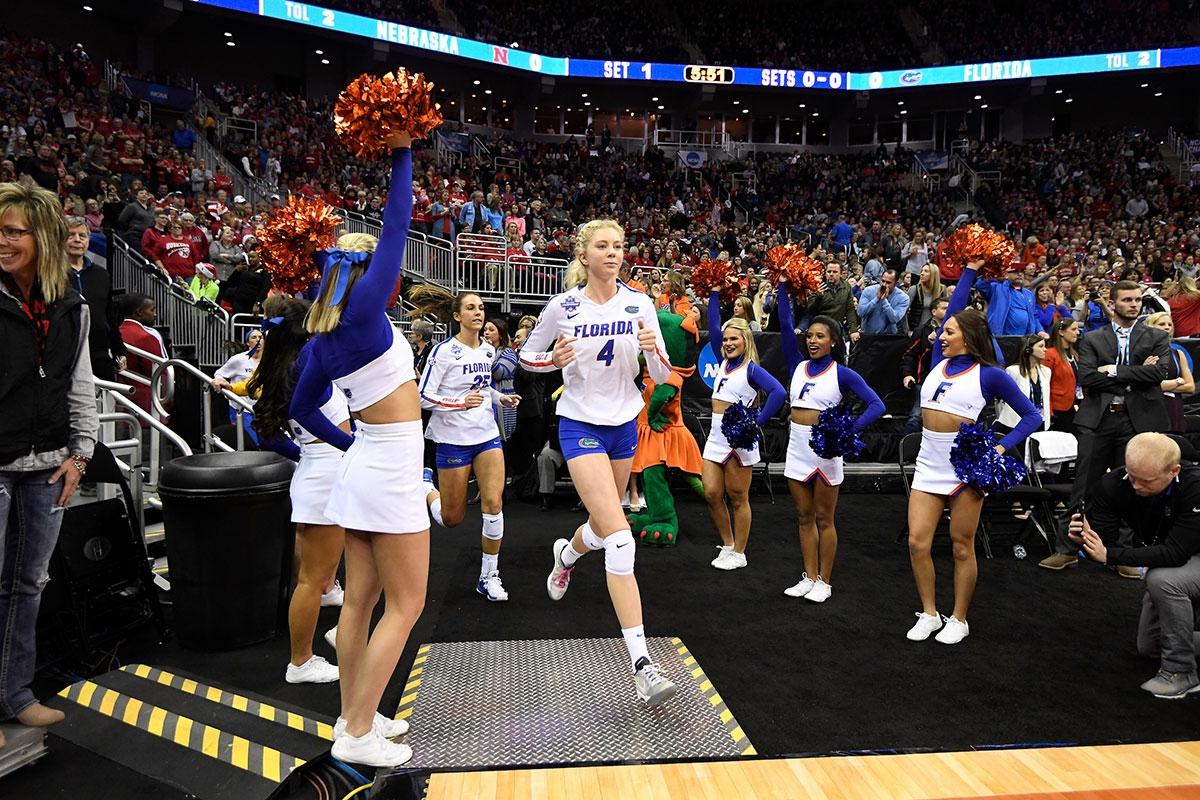 Florida's Carli Snyder runs onto the court before the 2017 NCAA semifinals