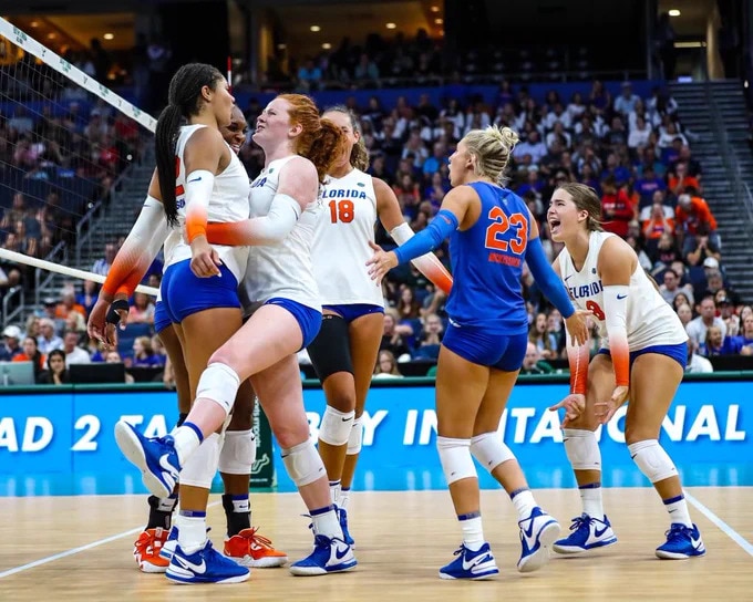 Florida volleyball beats Penn State in ranked matchup on opening night