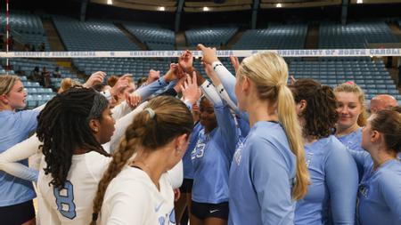 Huddle 
University of North Carolina Volleyball Blue and White Scrimmage 
Carmichael Arena 
Chapel Hill, NC 
Friday, August 18, 2023