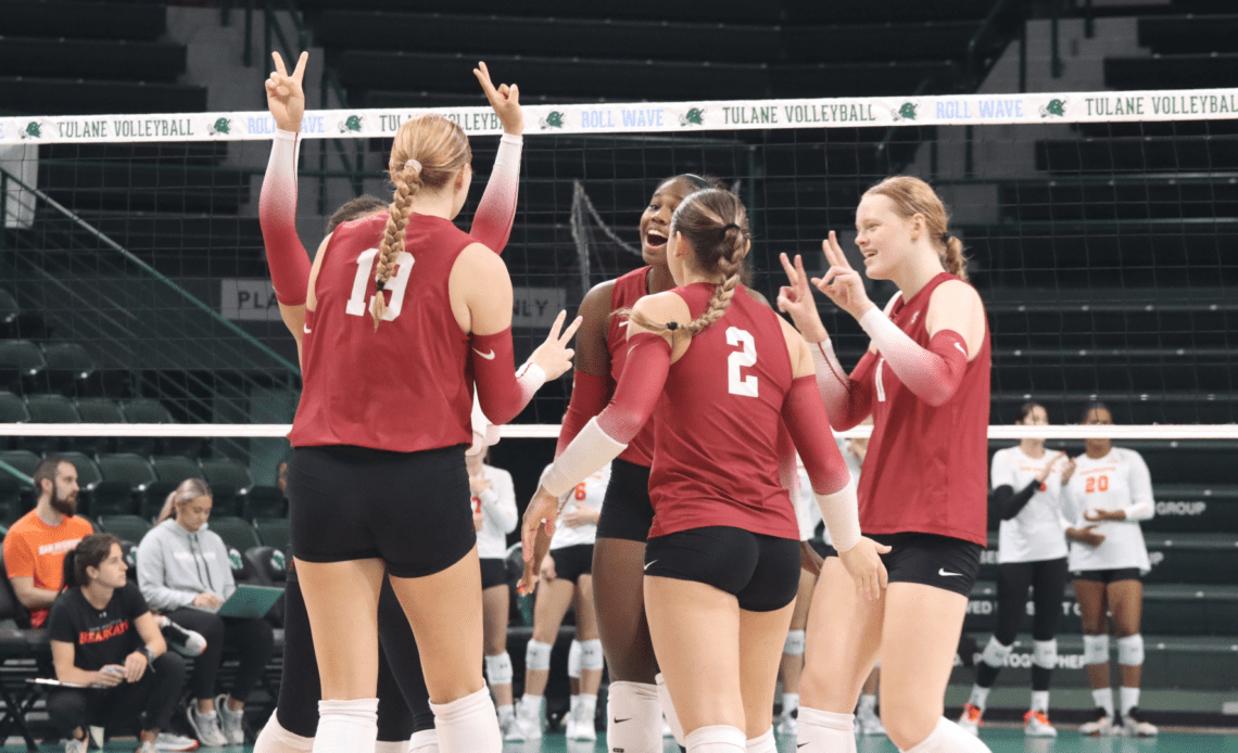 Alabama Volleyball Caps NOLA Weekend with Four-Set Win over Sam Houston