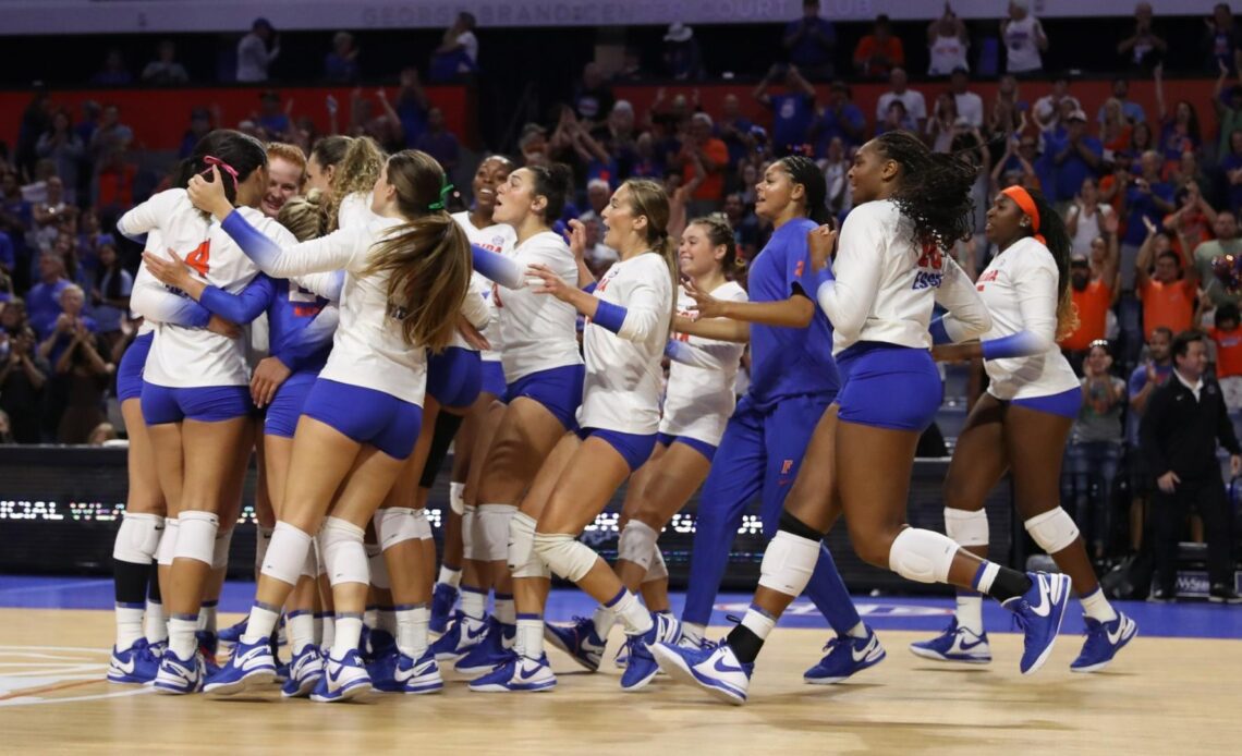 Gators Welcome No. 1 Badgers to Gainesville