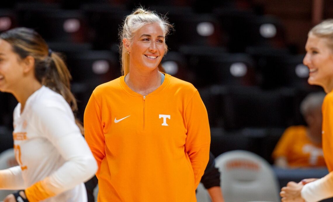 Lady Vols Spike Their Way to Success During Hot Start to Season
