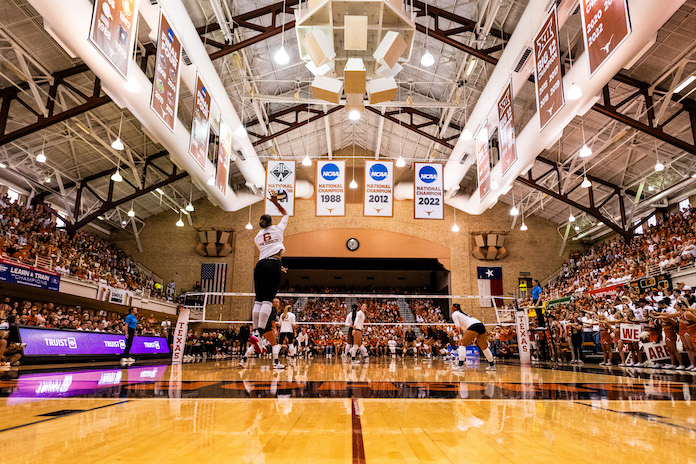 Sweep: Second-ranked Stanford steamrolls No. 7 Texas