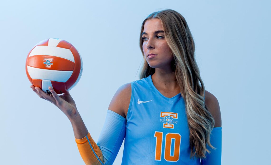 VB Weekend Preview: #15 Lady Vols Host Chicago State and Evansville