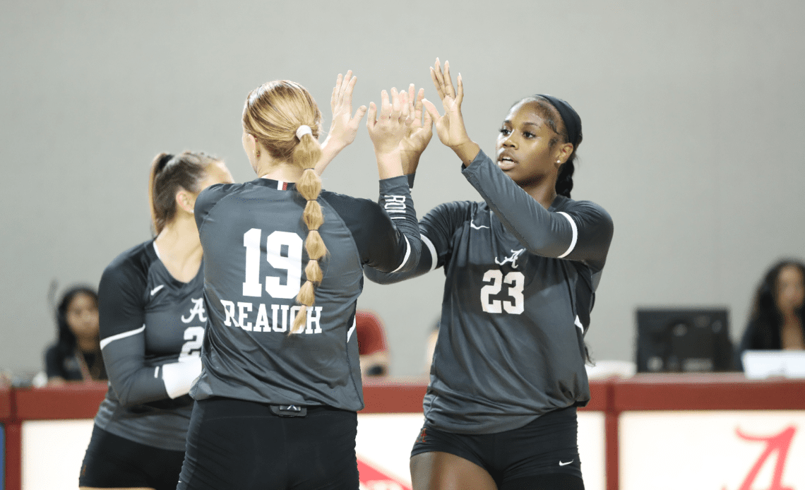 Volleyball Returns Home Sunday Hosting No. 23 Kentucky