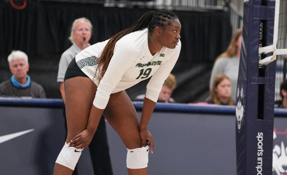 Volleyball’s McArthur Named B1G Defensive Player of the Week