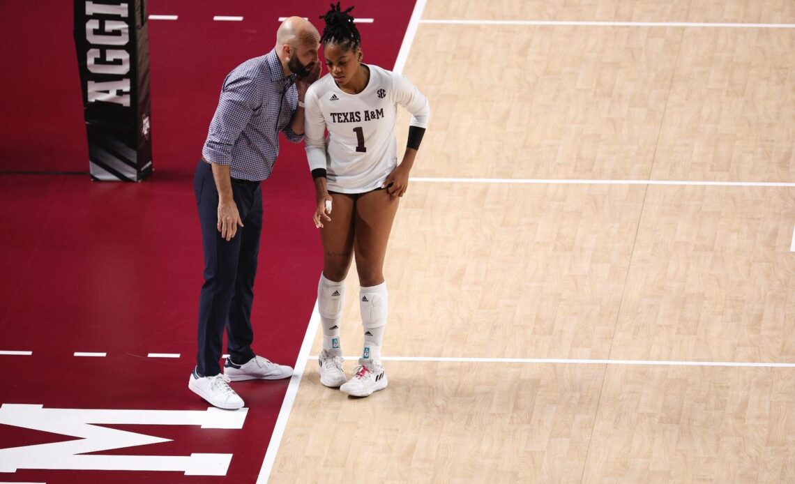 Aggies Fall to No. 17 Florida in Reed Arena, 3-1 - Texas A&M Athletics