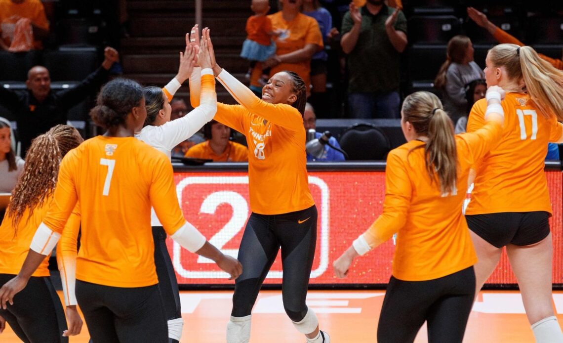 Moore Reaches 1,000-Kill Club, #12 Lady Vols Sweep Ole Miss