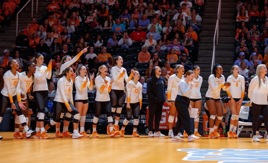 VB Weekend Preview: #10 Lady Vols Host A Pair of Top-25 Foes