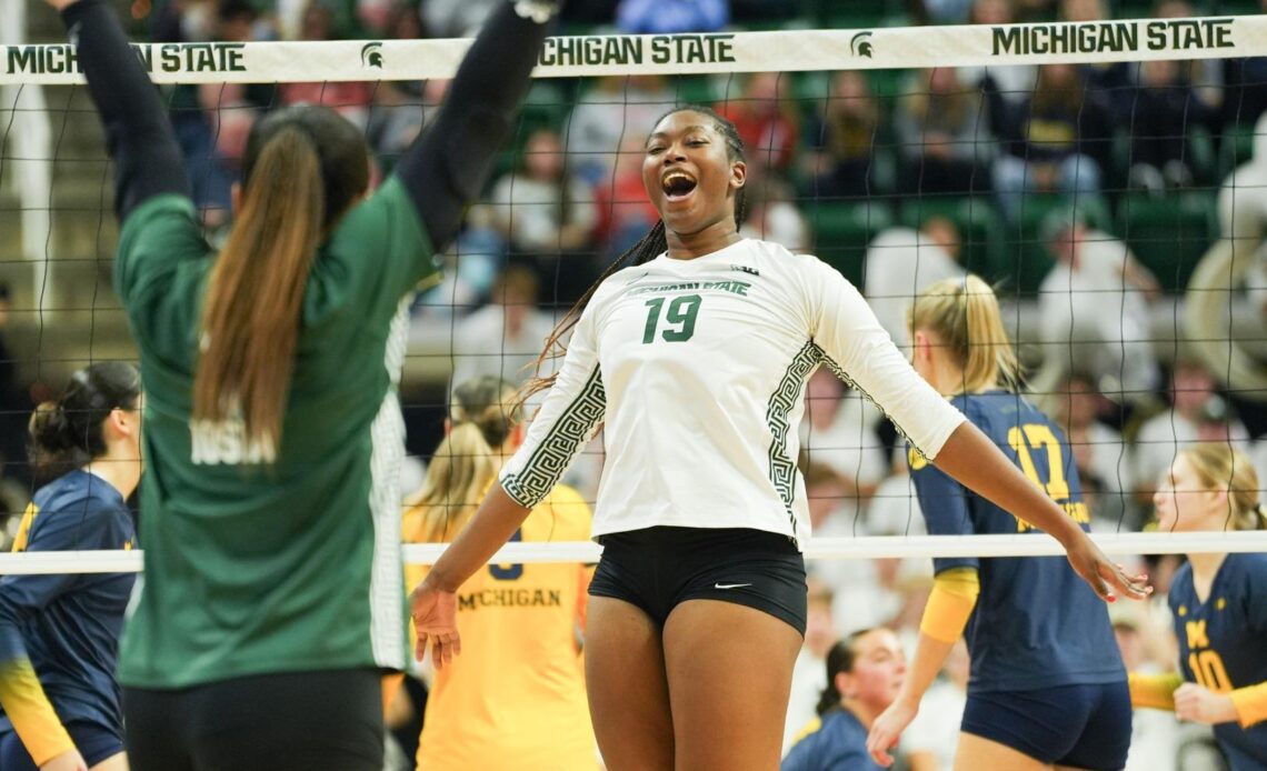 Volleyball Earns Season Series Sweep of Michigan, 3-1