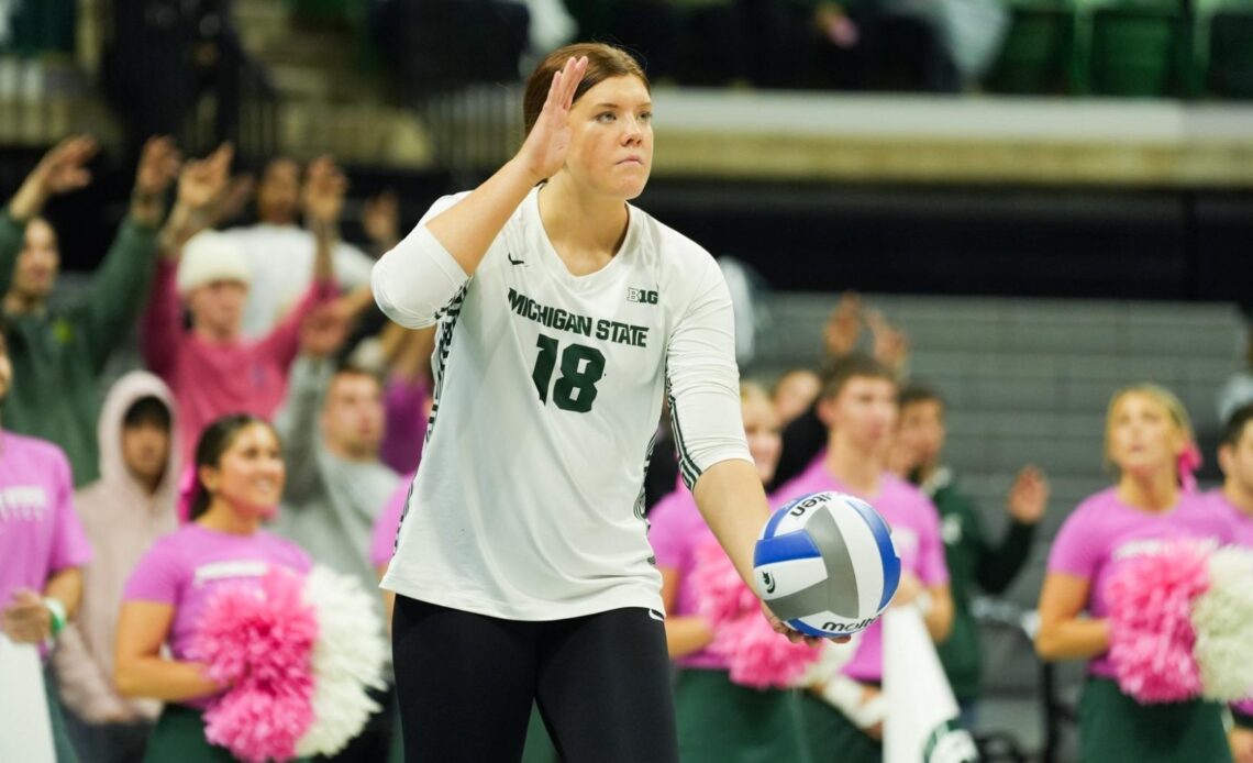 Volleyball Heads to No. 2 Nebraska, Iowa