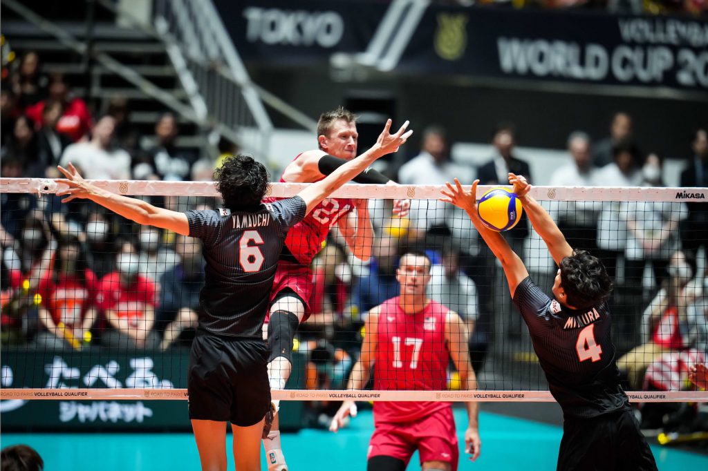 WorldofVolley :: Olympic Qualifiers Pool B: USA Tops Pool B with Thrilling Win Over Japan