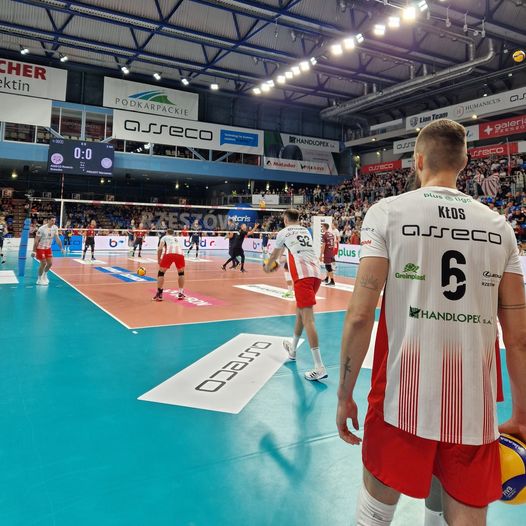 WorldofVolley :: POL M: Asseco Resovia Rzeszów Stumbles in Season Opener Against Projekt Warszawa