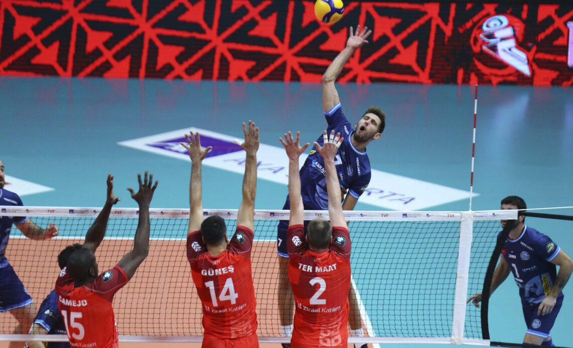 WorldofVolley :: TUR M: Efeler League Week 2 - Favorites Dominate