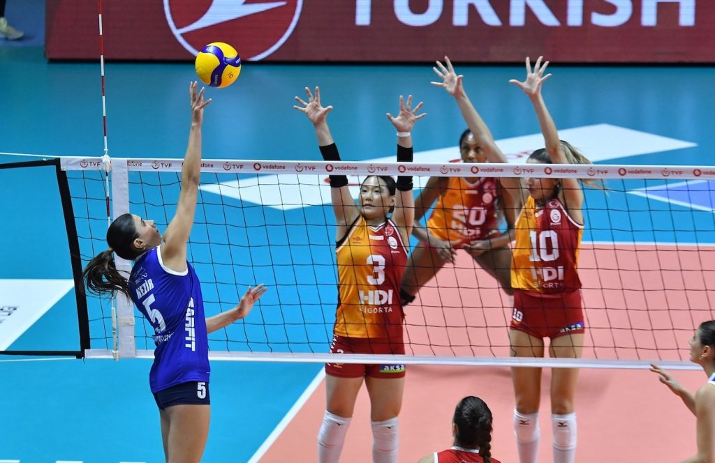 WorldofVolley :: TUR W: Galatasaray Daikin Triumphs Over Sarıyer Bld. in Vodafone Sultanlar Ligi Showdown