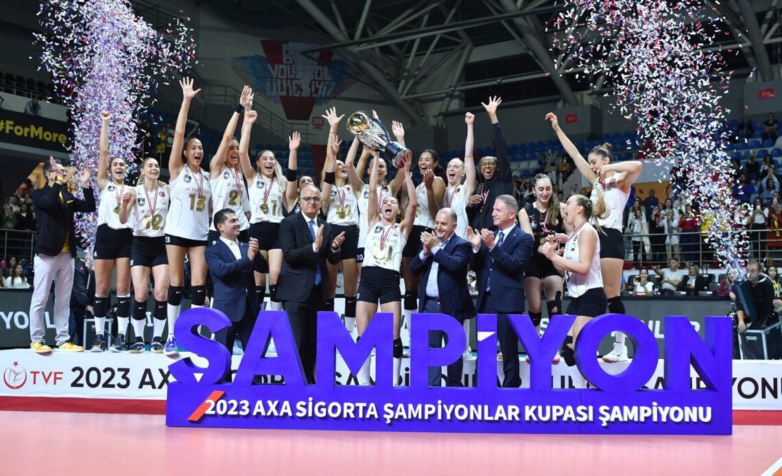 WorldofVolley :: TUR W: VakifBank Triumphs Over Fenerbahce in Thrilling Five-Set Super Cup Clash