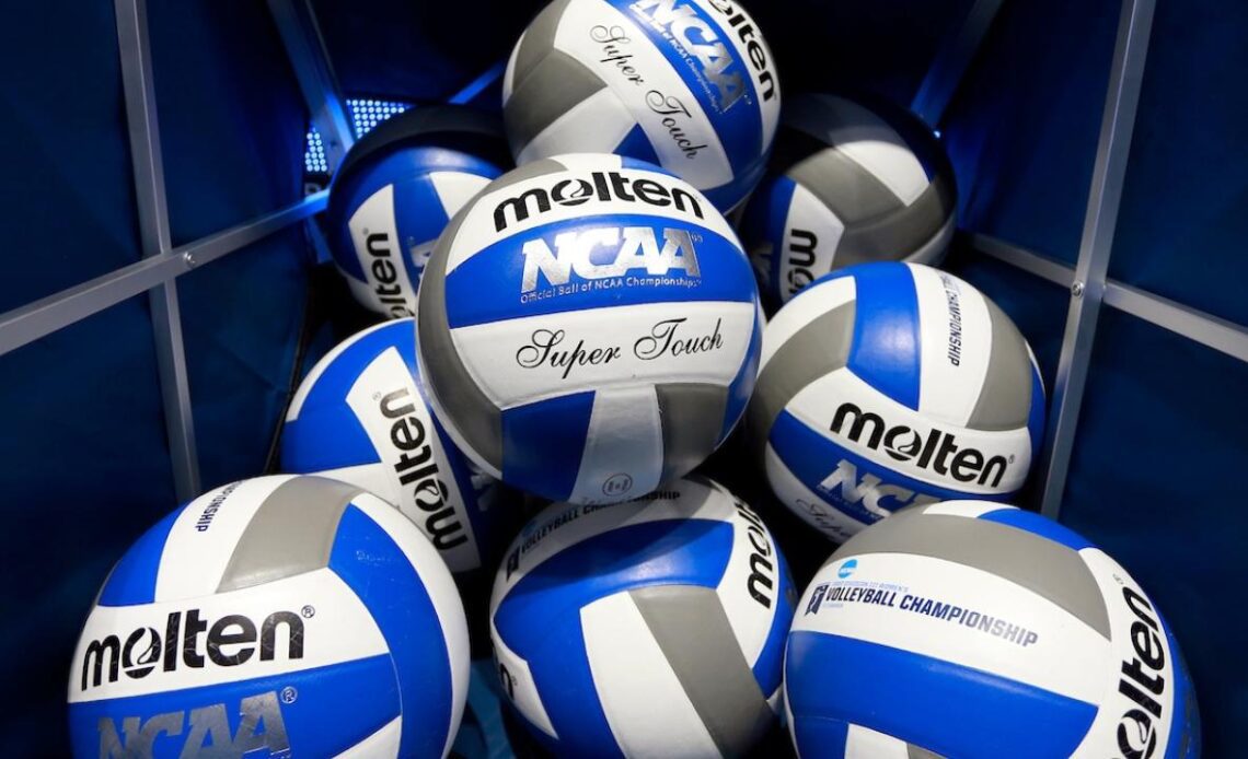 NCAA Division III women's volleyball championship selections