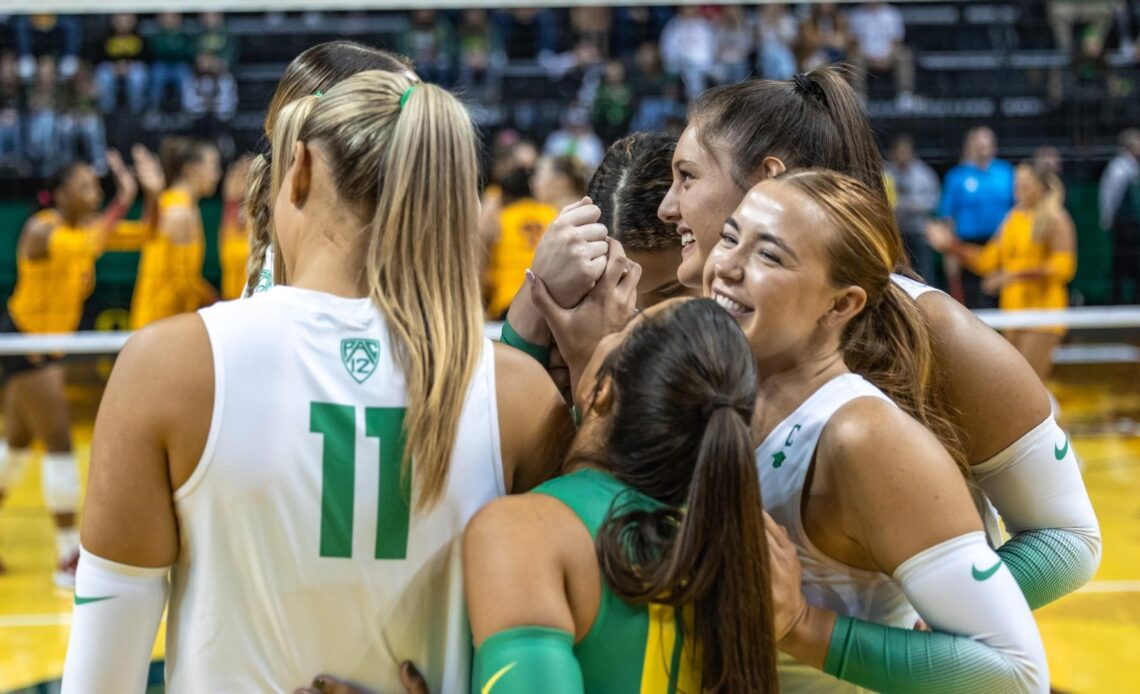 Program-Record Five Named to All-Pac-12 Team