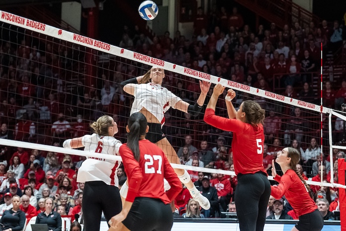 Smrek, Franklin, Wisconsin sweep to end Nebraska's unbeaten run