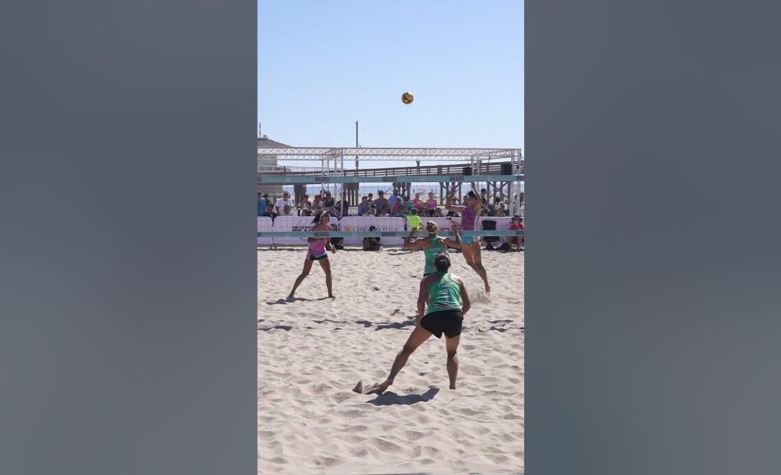 Superman Hit??? Olympic beach volleyball player Sarah Sponcil bounces on two 🏐