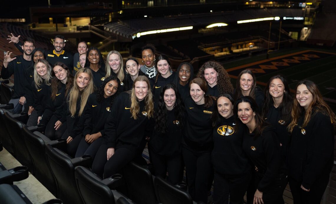 Volleyball Set to Face Delaware in First Round of NCAA Lincoln Regional