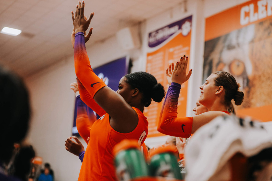 Volleyball vs. Eastern Kentucky – NIVC First Round – Clemson Tigers Official Athletics Site