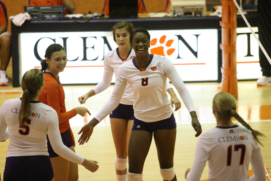 Watson Signs with Atlanta Vibe – Clemson Tigers Official Athletics Site