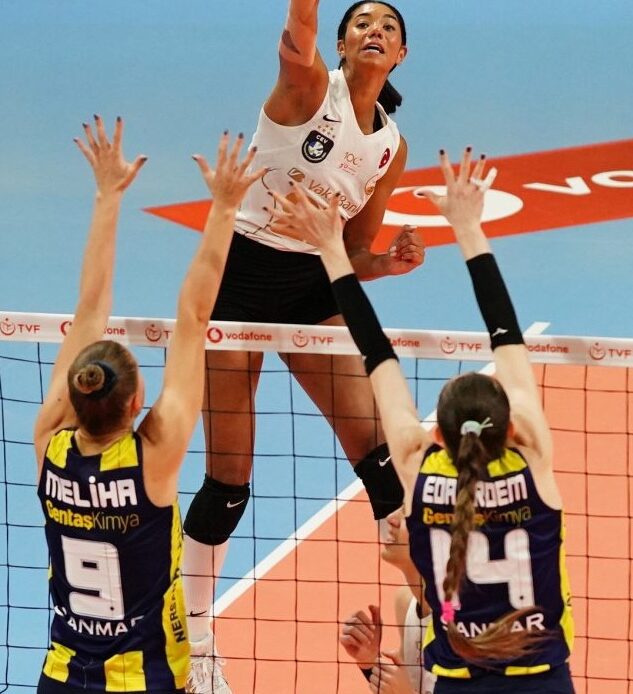 Women’s pro report: Frantti, Thompson lead VakifBank; Annie Drews has big week in Japan