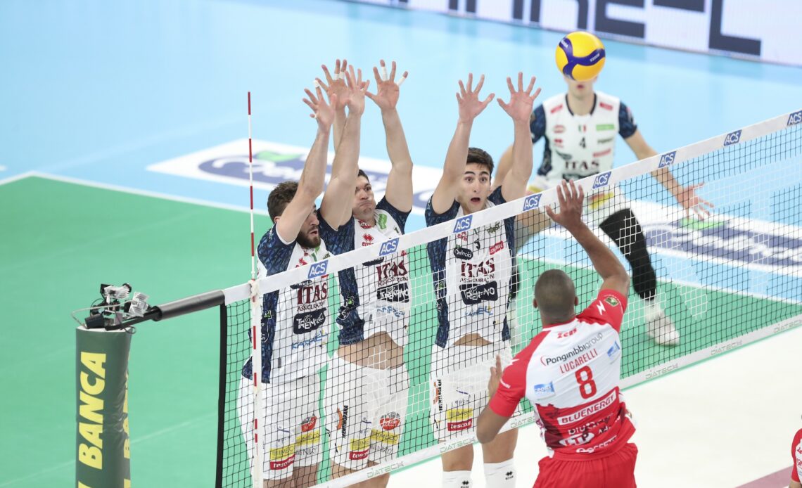 WorldofVolley :: ITA M: Itas Trentino Climbs to the Top in SuperLega Credem Banca after Win Over Piacenza