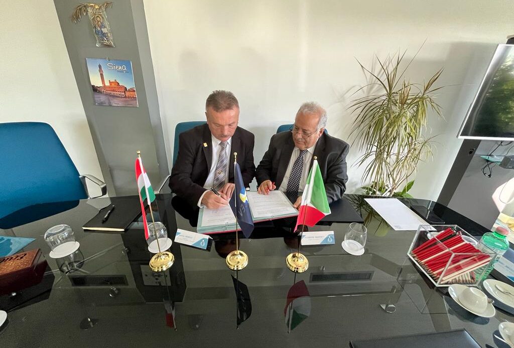 WorldofVolley :: Italy and Hungary Volleyball Federations Sign Collaboration Protocol in Rome