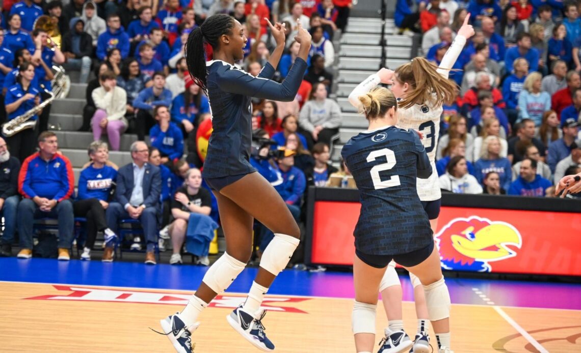 No. 14 Women's Volleyball Outlasts No. 15 Kansas in NCAA Second Round