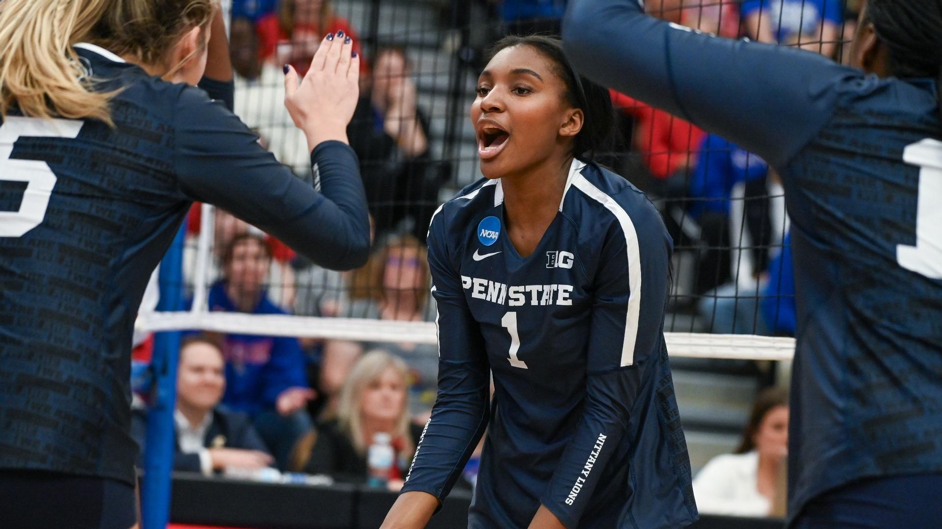 No. 14 Women's Volleyball Set for NCAA Regional Thursday at No. 3 Wisconsin