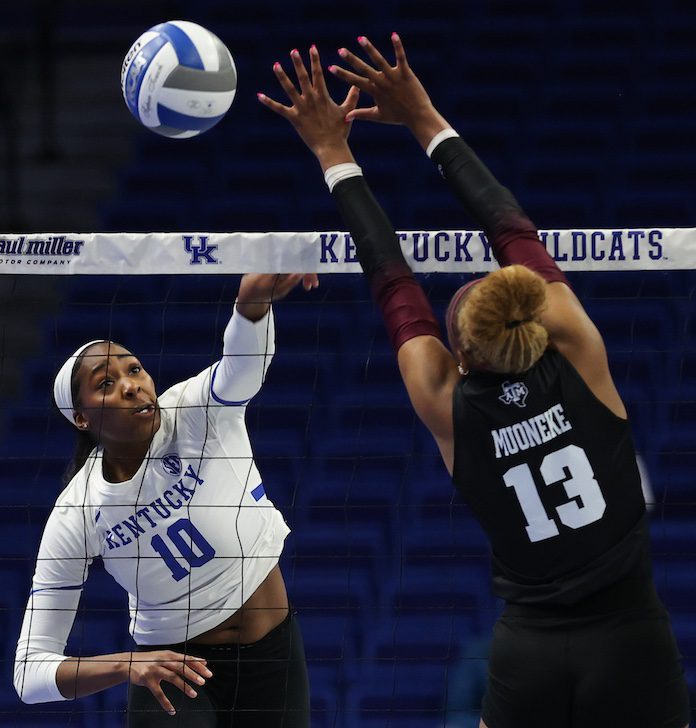 Savvy seniors, fab freshmen lead Kentucky back to NCAA final 16