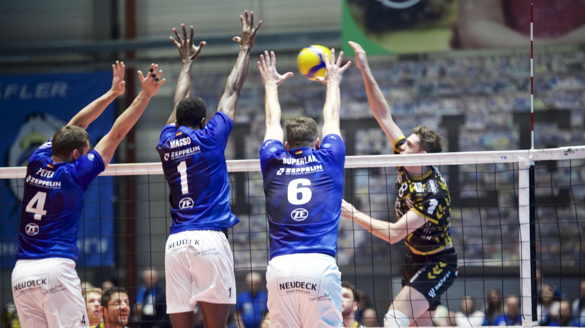 WorldofVolley :: GER M: VfB Friedrichshafen Secures Third Consecutive Bundesliga Victory