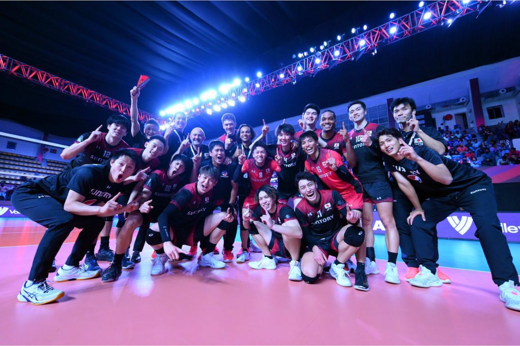 WorldofVolley :: Suntory Sunbirds Stun at FIVB Men's Volleyball Club World Championship