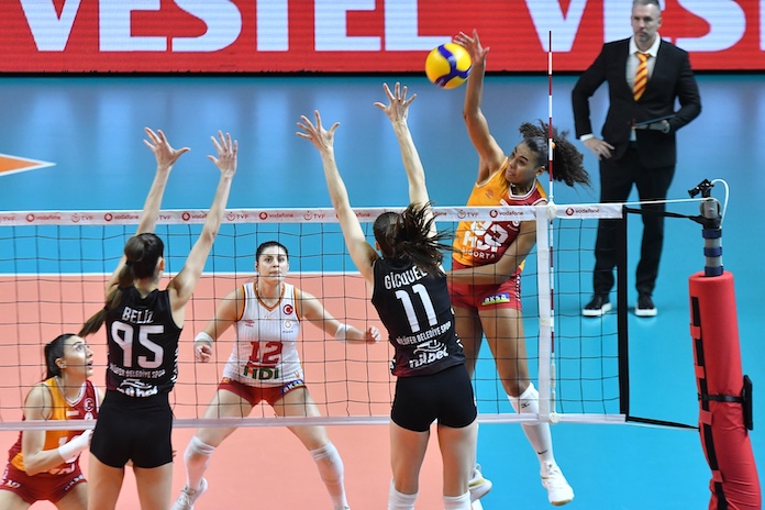In Turkish volleyball, Logan Eggleston attacks for Galatasary