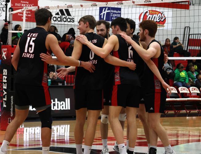 No. 12 Lewis Men's Volleyball Sweeps Kentucky State Saturday