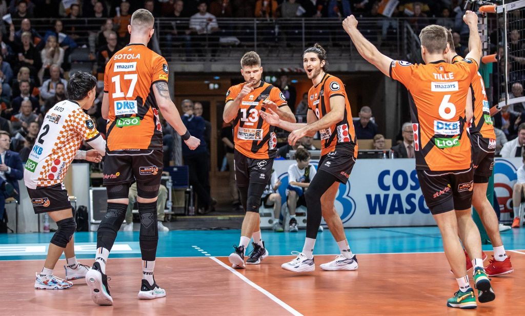 WorldofVolley :: GER M: BR Volleys Triumph in Berlin-Brandenburg Clash with 3-1 Victory Over Netzhoppers