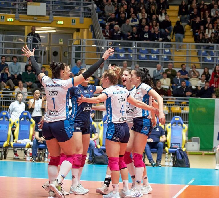 WorldofVolley :: POL W: Chemik Police and Stal Mielec Triumph in Close Contests