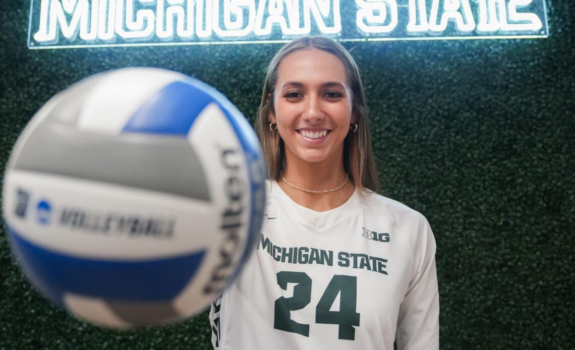 Volleyball Adds Transfer Outside Hitter Taylor Preston