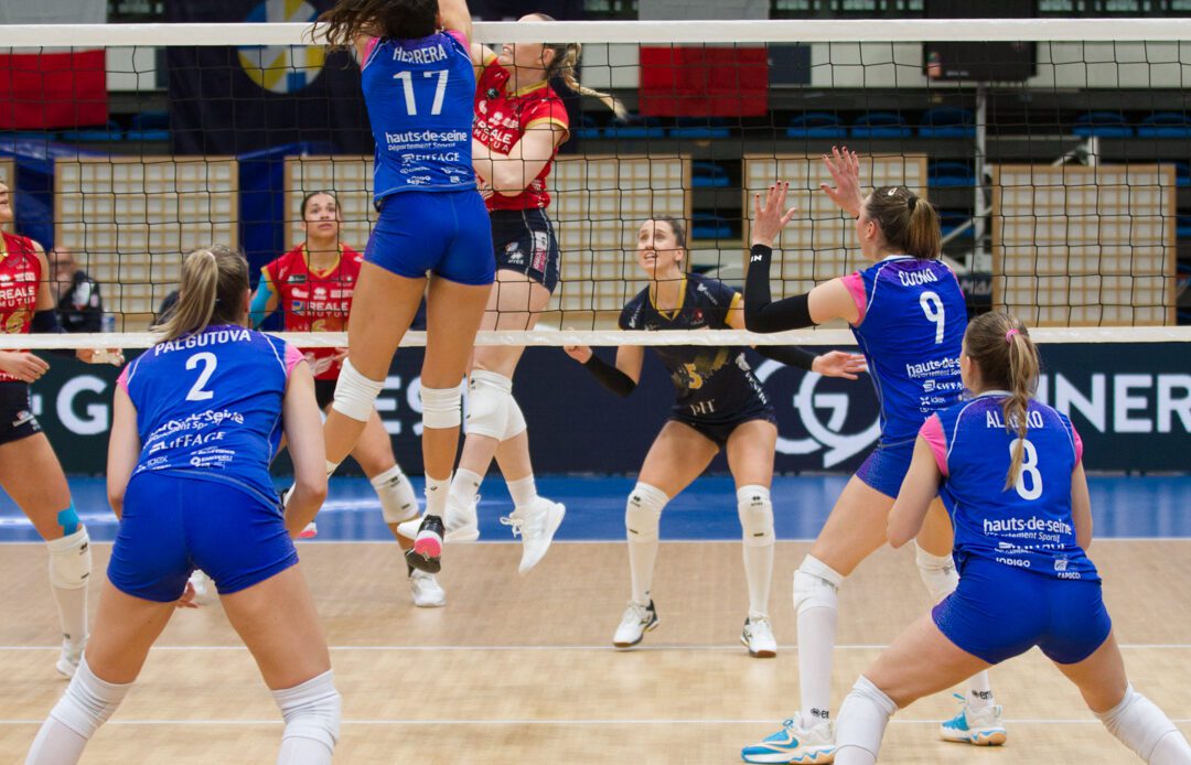 WorldofVolley :: CEV Cup W: Reale Mutua Fenera Chieri Secures Spot in CEV Cup Final
