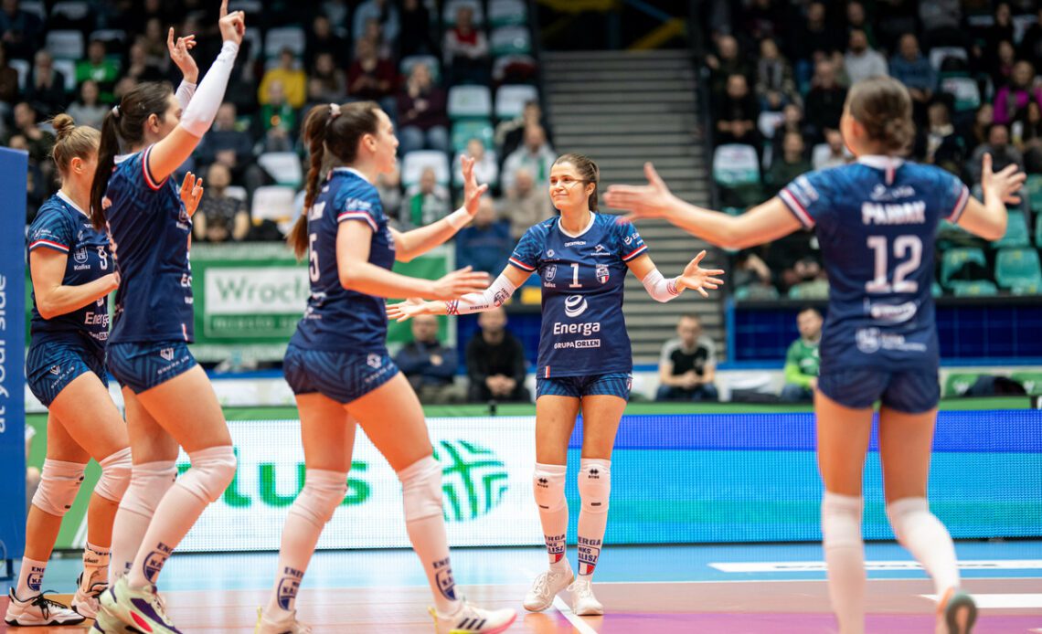 WorldofVolley :: POL W: Energa MKS Kalisz Clinches Victory in a Thrilling Tie-Break Against #VolleyWrocław