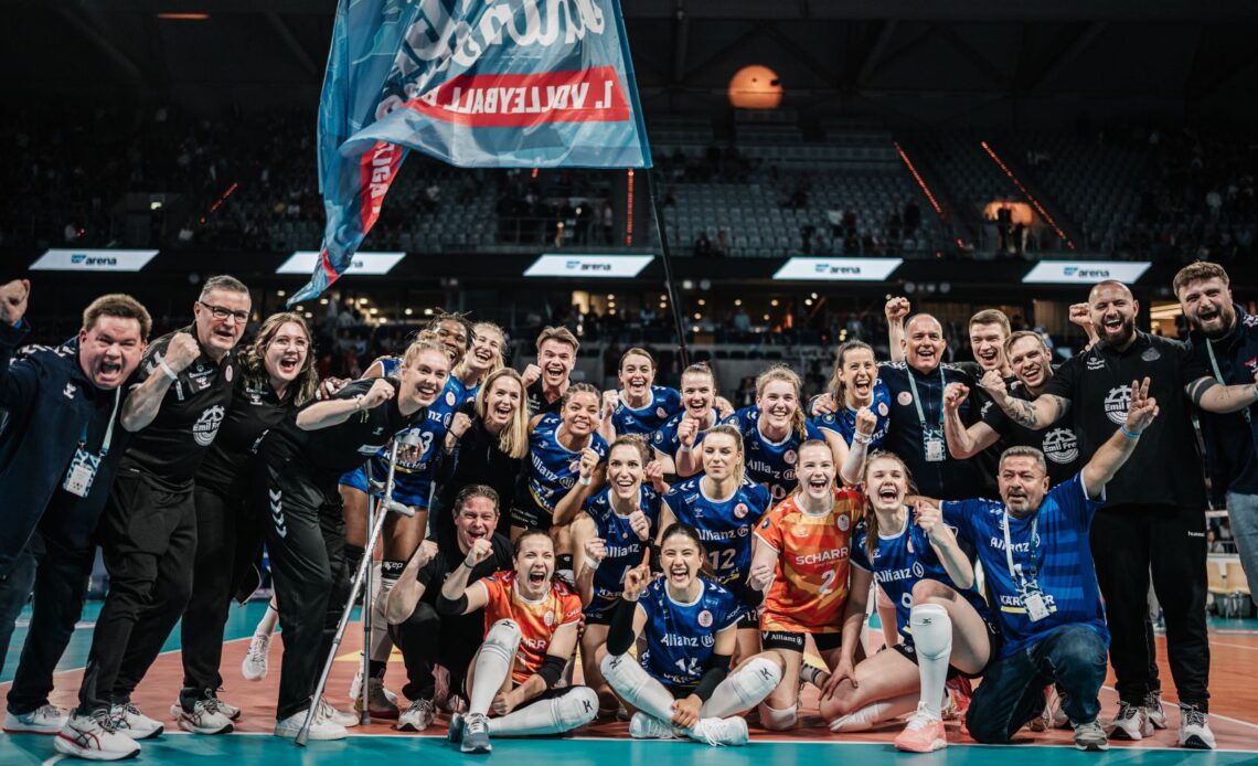 WorldofVolley :: GER W: Allianz MTV Stuttgart Clinches DVV Cup Title with Sweep Over SC Potsdam